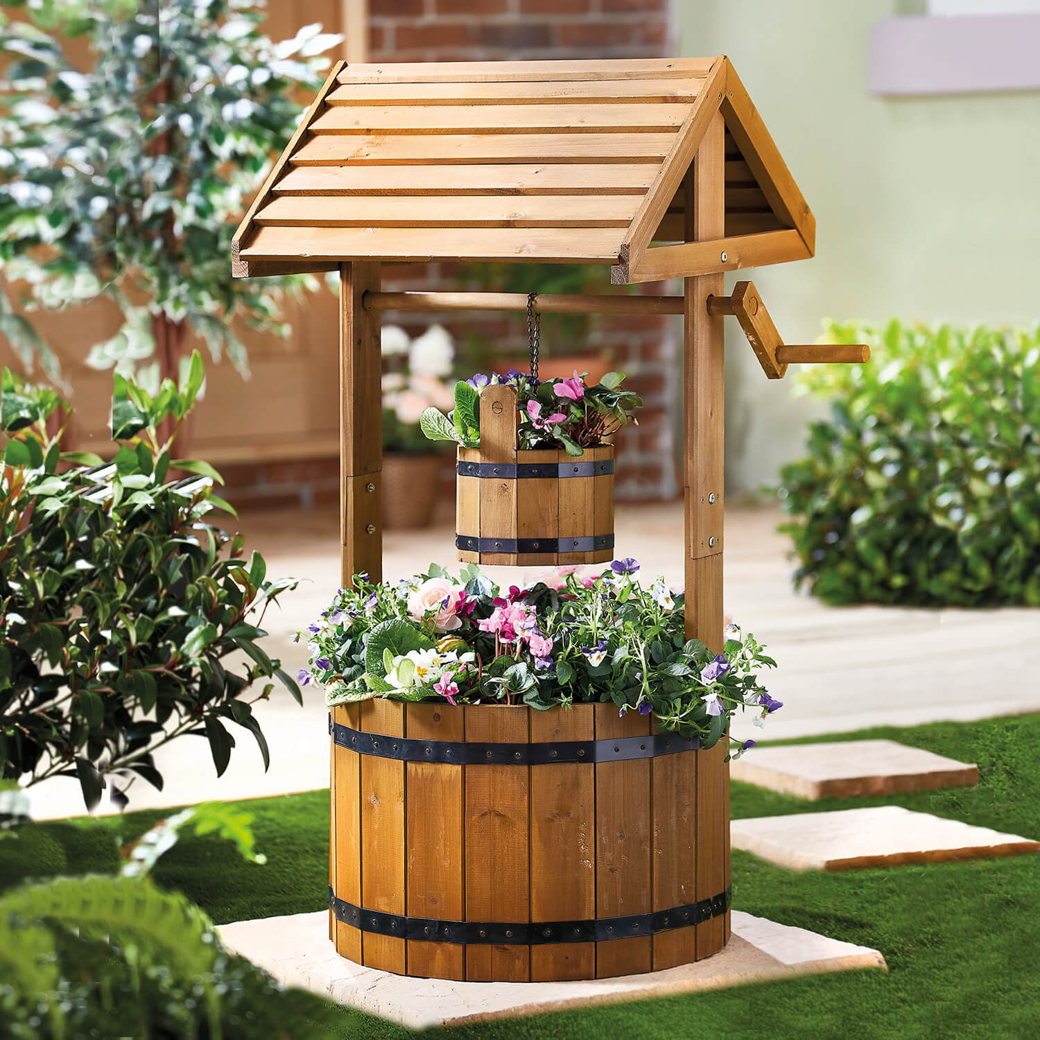 Wishing Well Planter