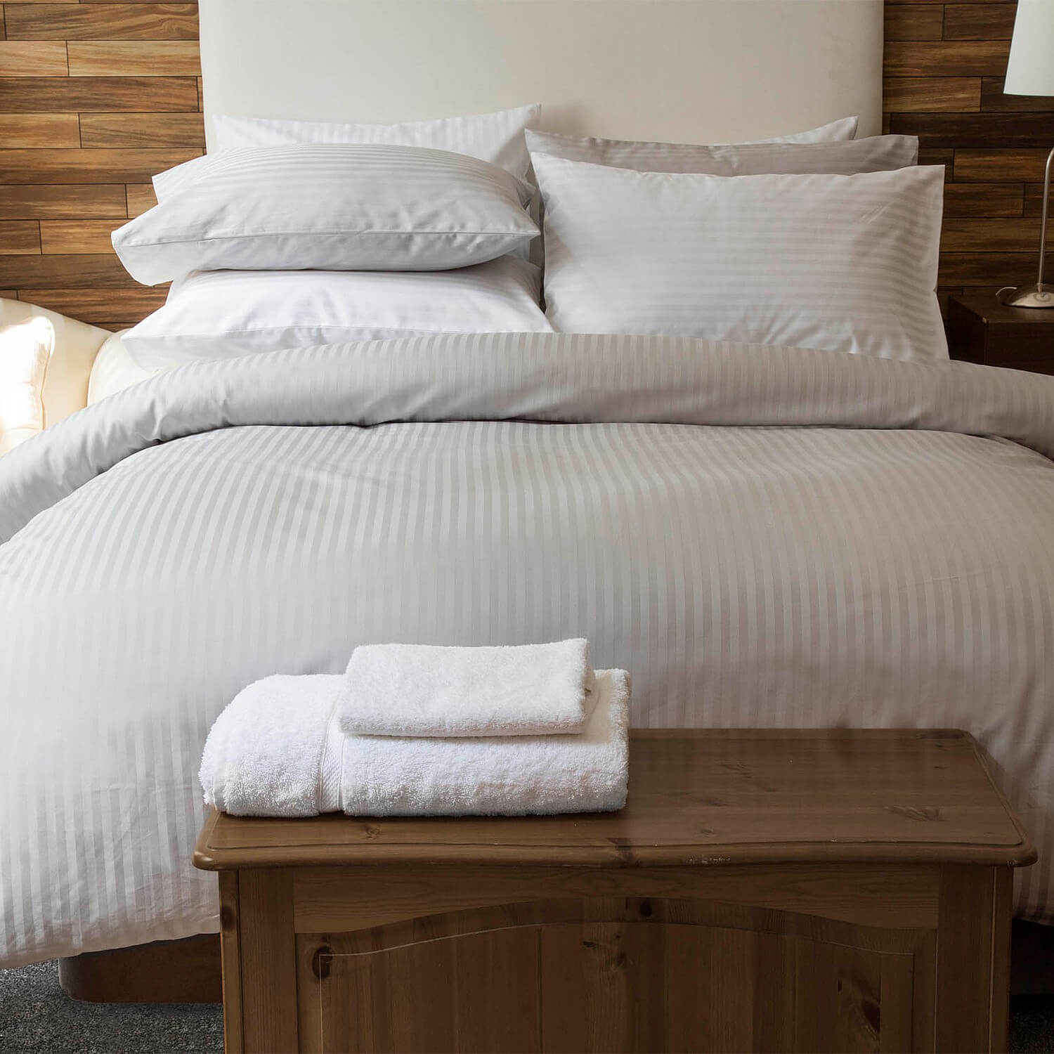 Coopers of Stortford Hotel Suite Platinum S/King DUVet Set