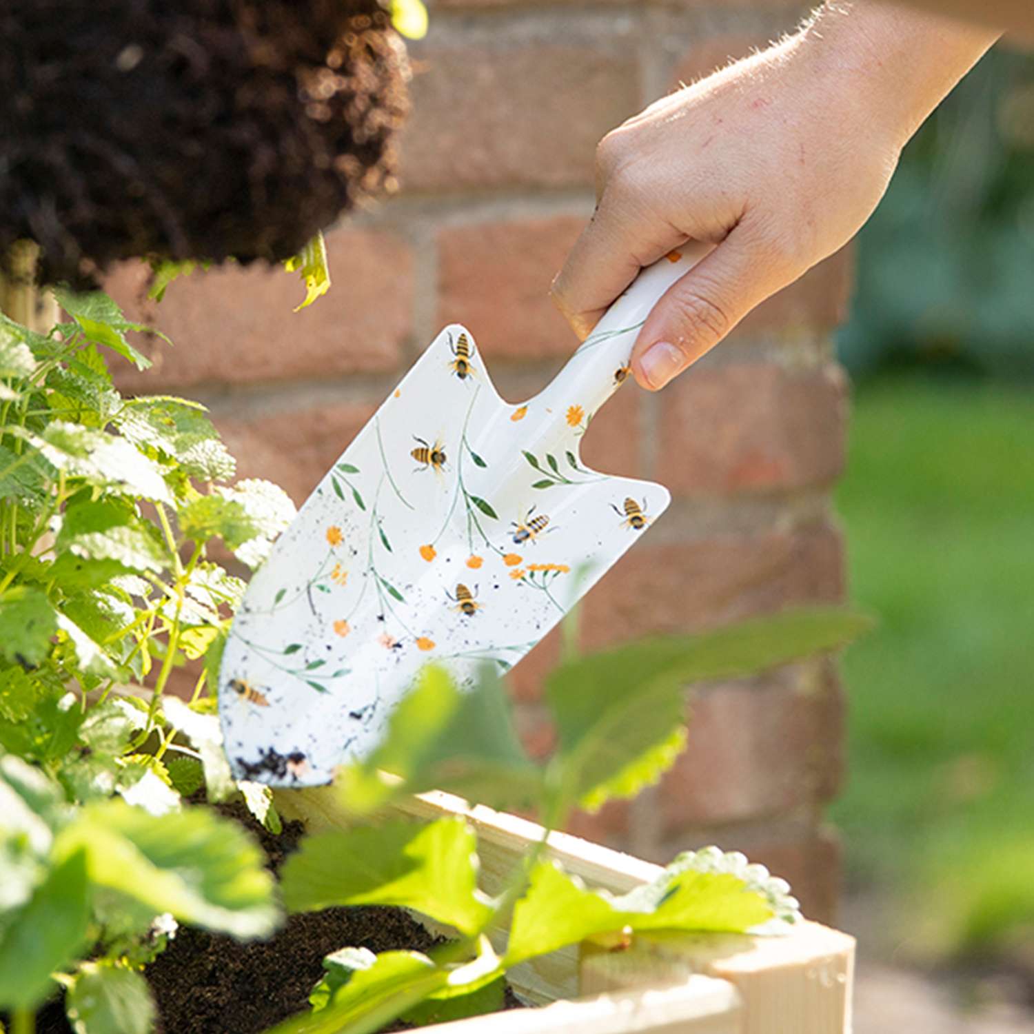Bee Print Trowel