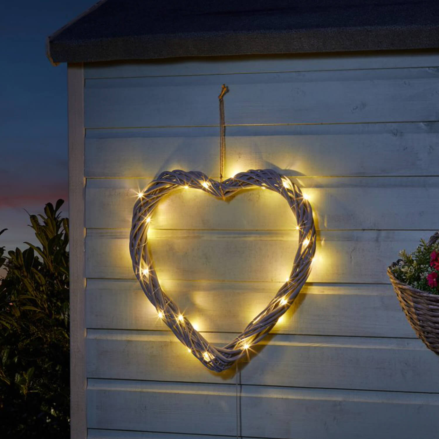 Solar In Lit Firefly Heart 40Cm