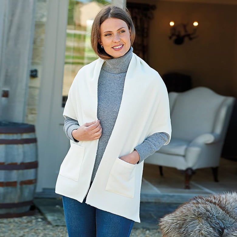 Fleece wrap sales shawl with pockets