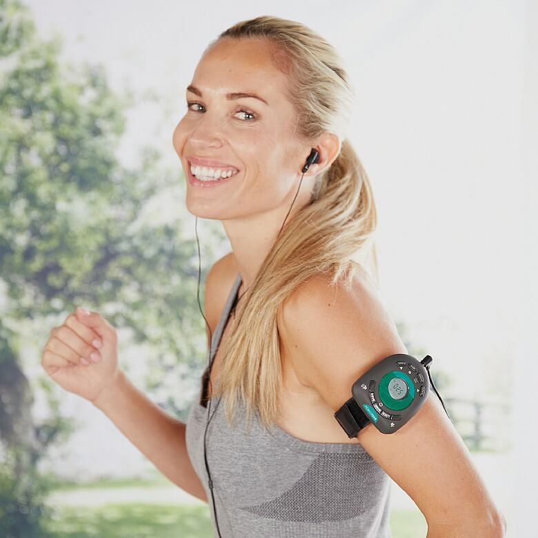 Fm radio on sale wrist watch