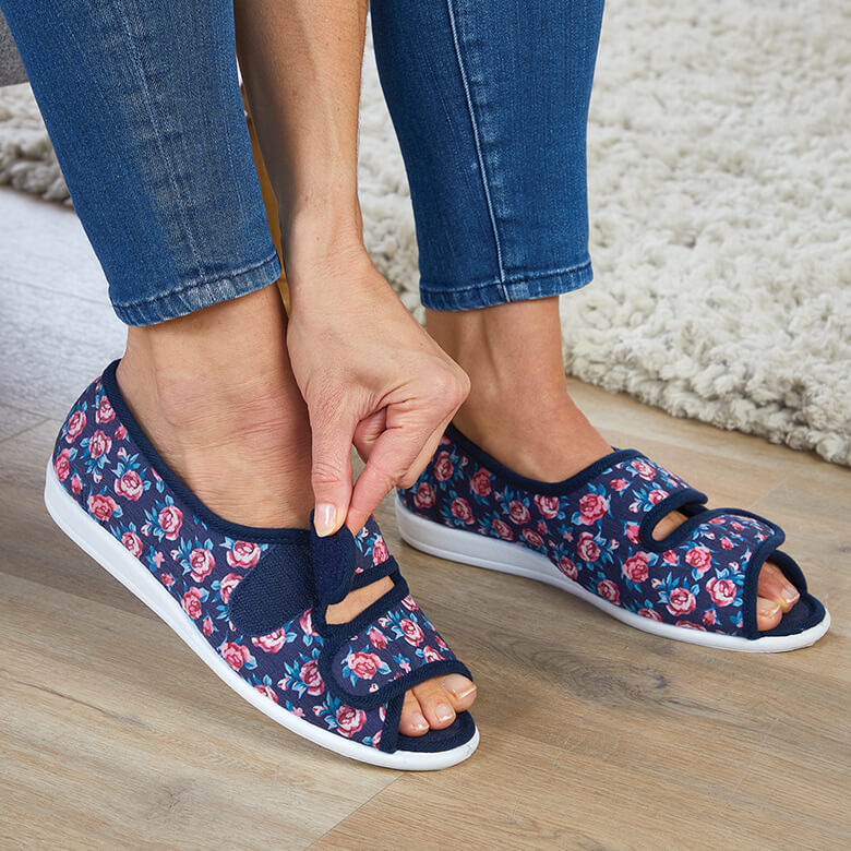 Skechers open toe sales shoes