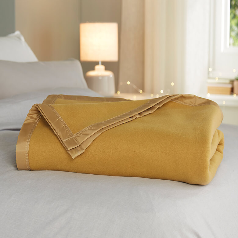 2 Poly Gold/Yellow Satin Blanket Binding