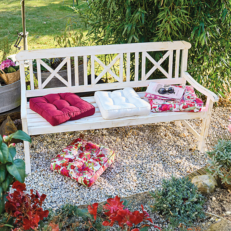 Cream garden seat cushions deals