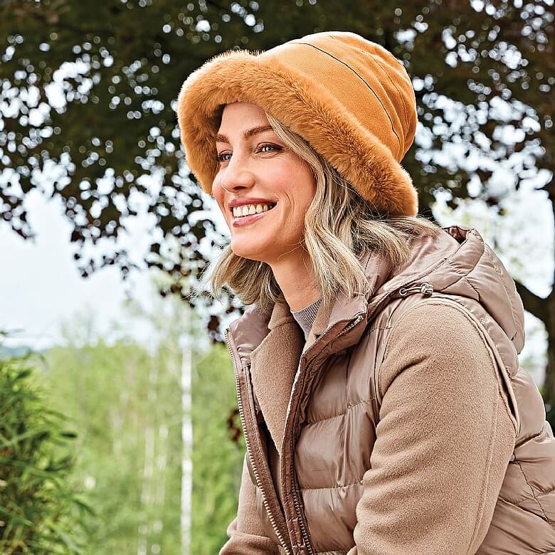 Tan sun hat deals