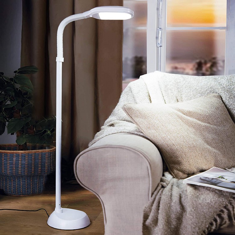 Daylight Energy Saving Reading Lamp, Best Daylight Reading Floor Lamp