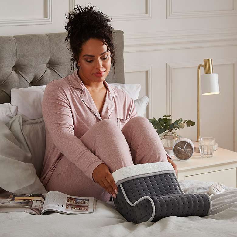 Cosy Heated Foot Warmer | Coopers Of Stortford