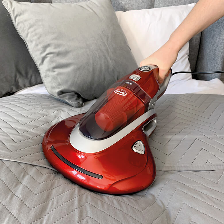 Ewbank UV-C Multi Purpose Vacuum Cleaner With Bed & Fabric Sanitizer - Red