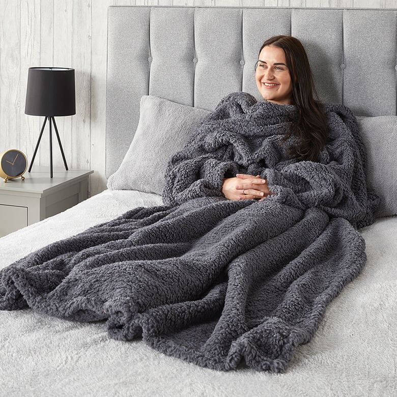 Super Cosy Wearable Blanket Charcoal Coopers Of Stortford