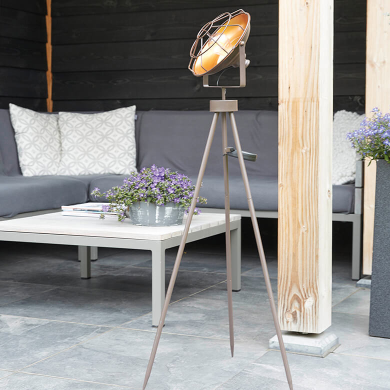 Solar living garden lights deals