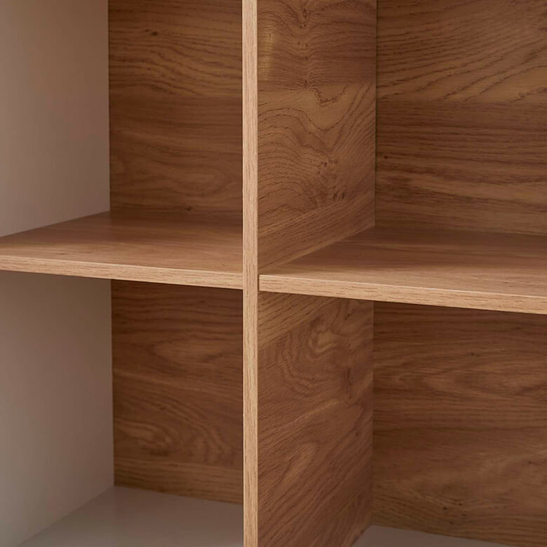 4 cube vertical clearance storage unit