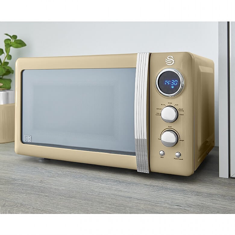 Swan 800W Retro Cream Digital Microwave