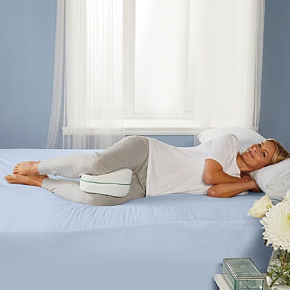 Airflow Curved Knee Pillow